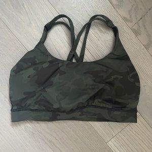Lululemon camo sports bra